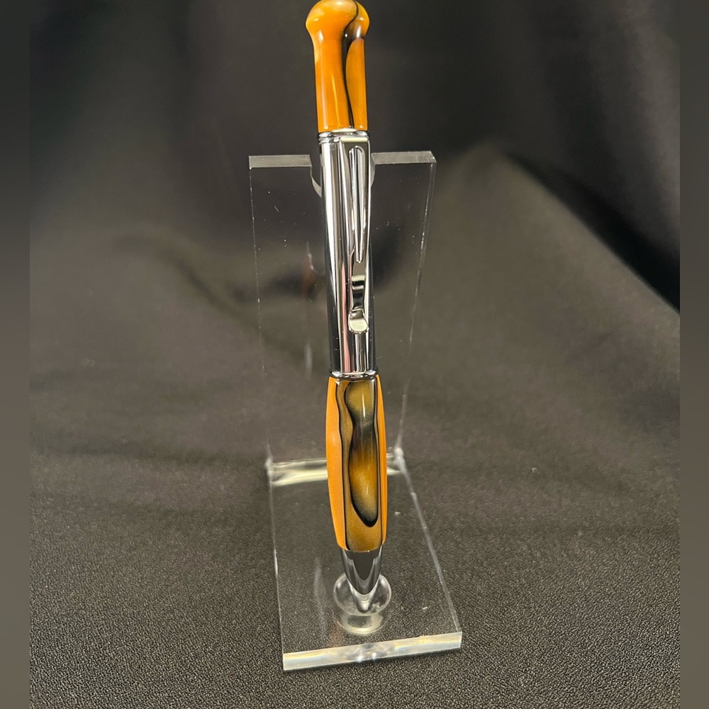Monteverde Twist Ballpoint Pen – Amber Resin Swirl